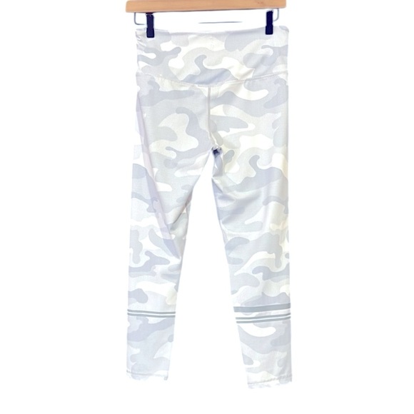 Lilybod Nina 7/8 Length High Waist Leggings White Camo Size Medium - Picture 6 of 11